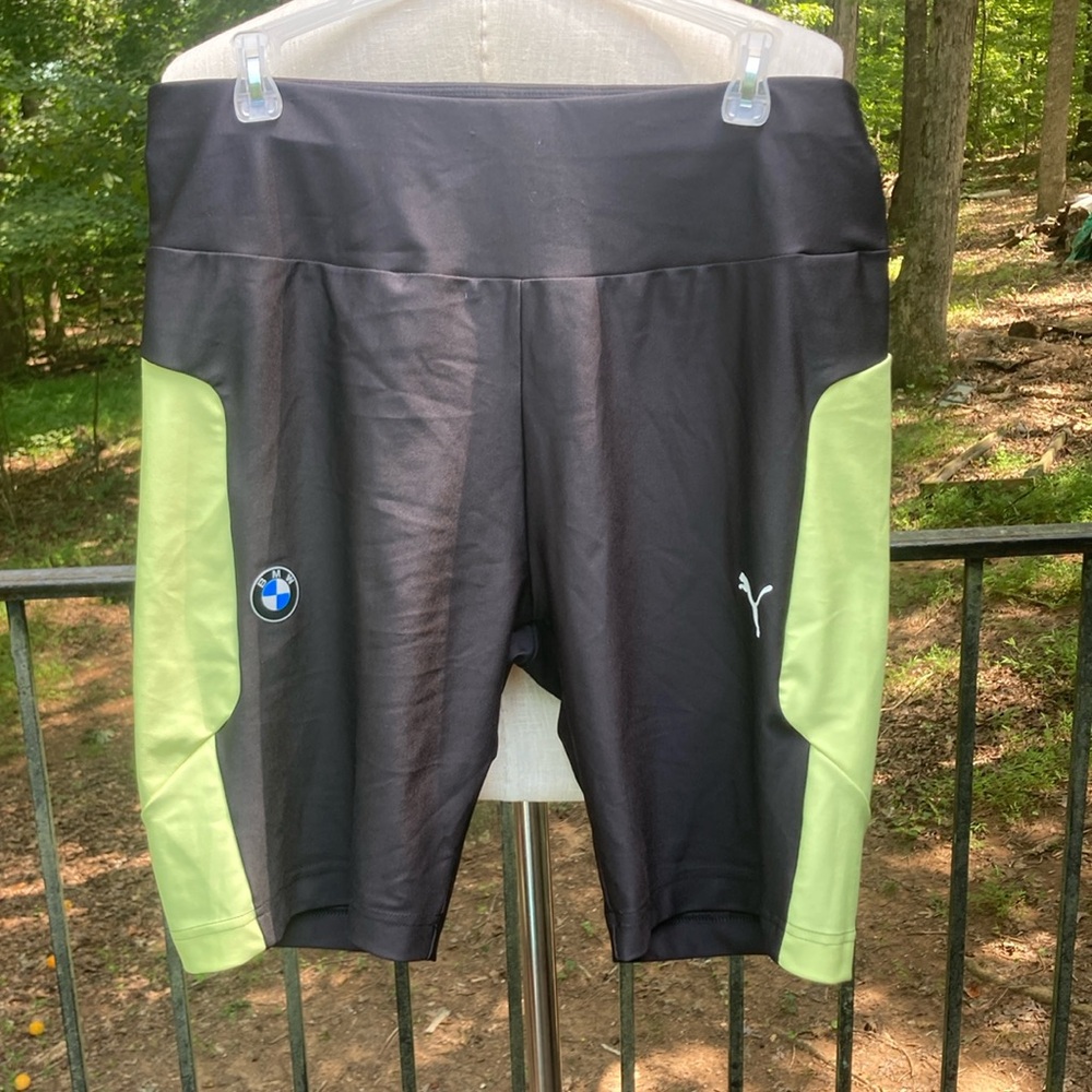 BMW Motorsport black and yellow biker shorts puma and BMW logo sz. L